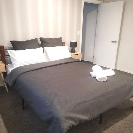 Stylish Private Guest House Ensuite Only Rolleston ภายนอก รูปภาพ